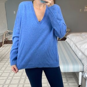 J crew V neck sweater
